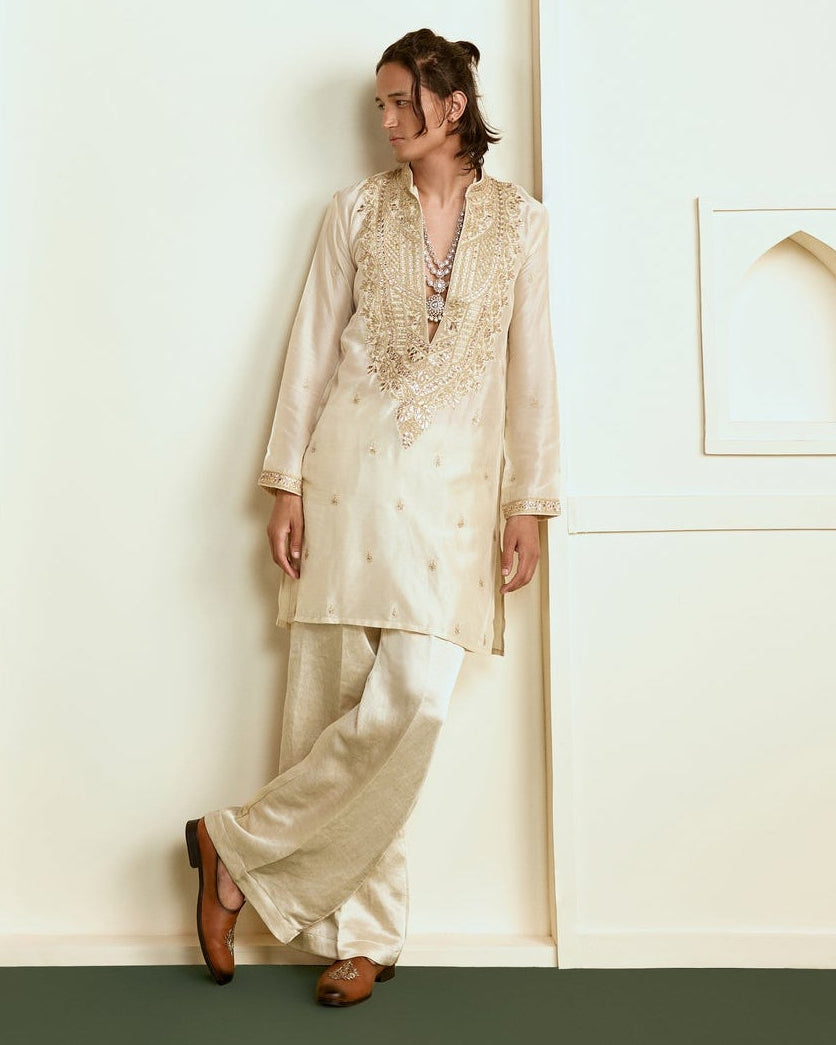 Pranav Kurta Set