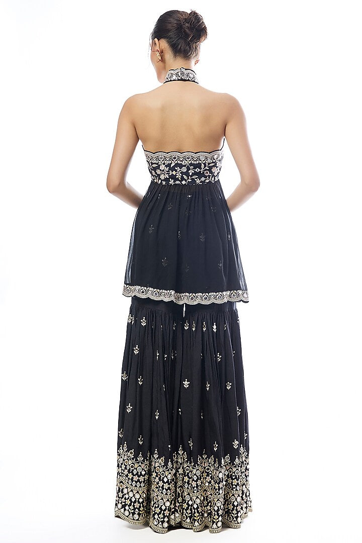 Eila Sharara Set
