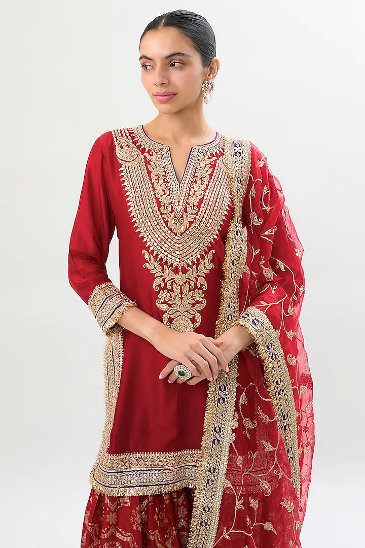 Safeena Sharara Set