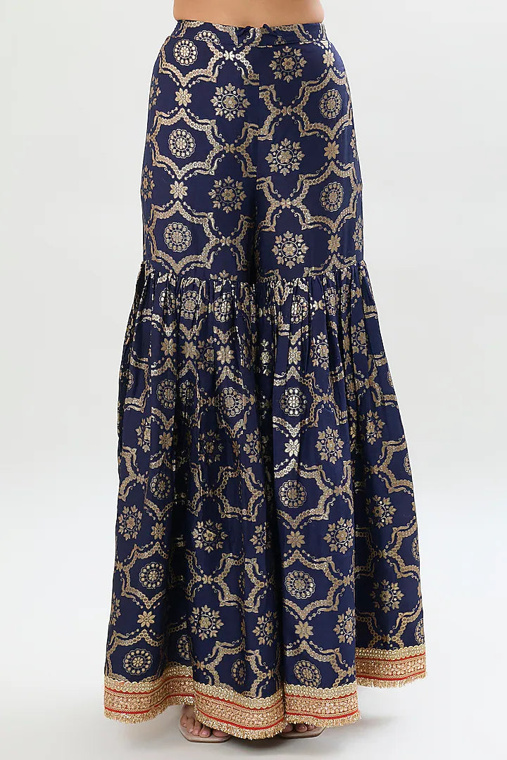 Safeena Sharara Set
