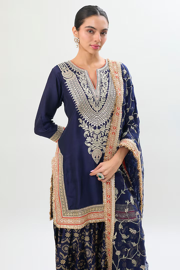 Safeena Sharara Set