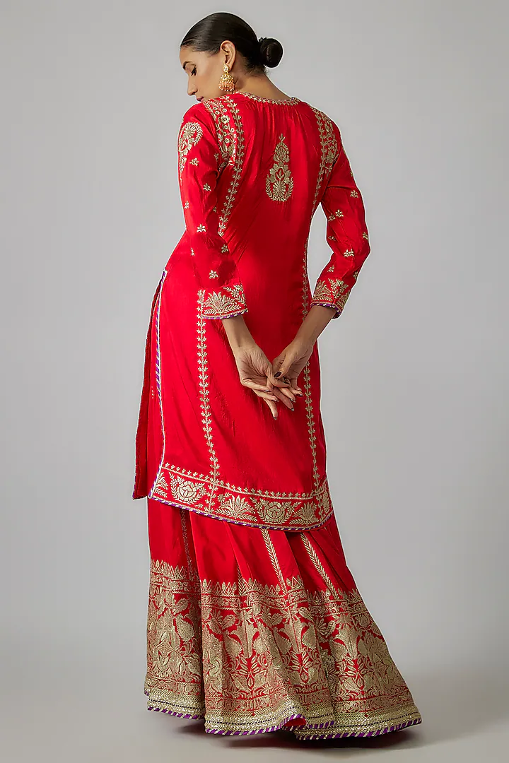 Baani Sharara Set