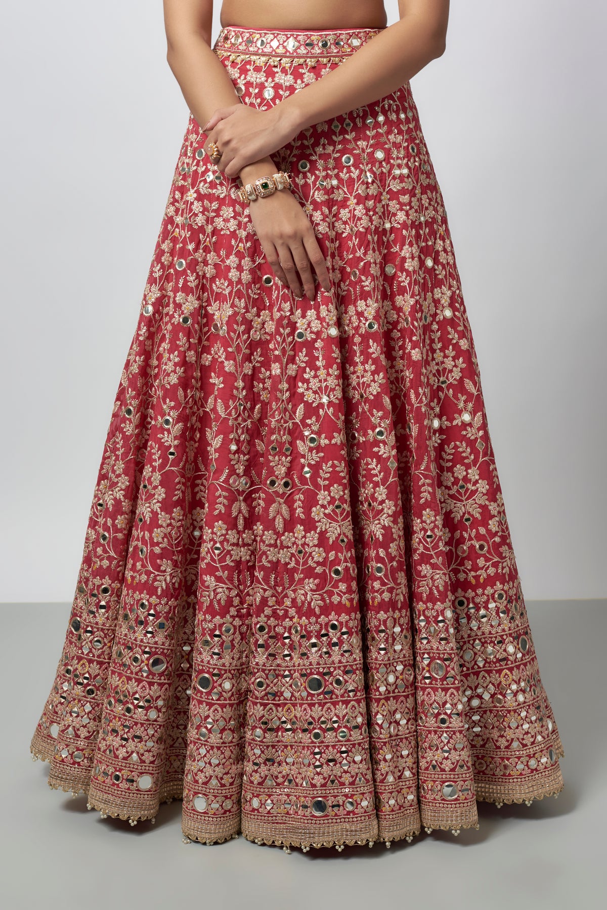 Laanya Lehenga Set -Sukhmani Gambhir