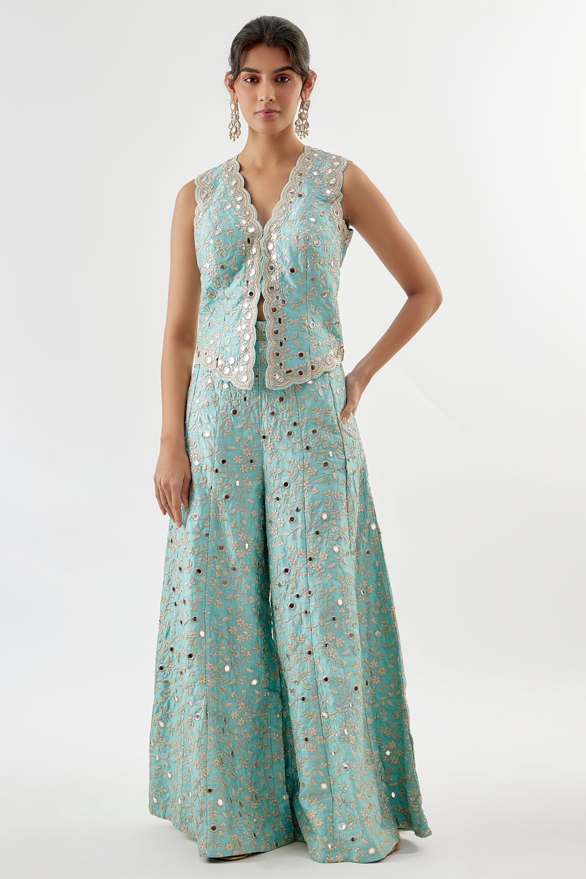 Akila Pant Set