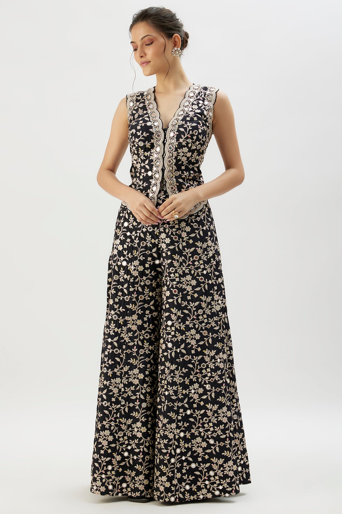 Akila Pant Set