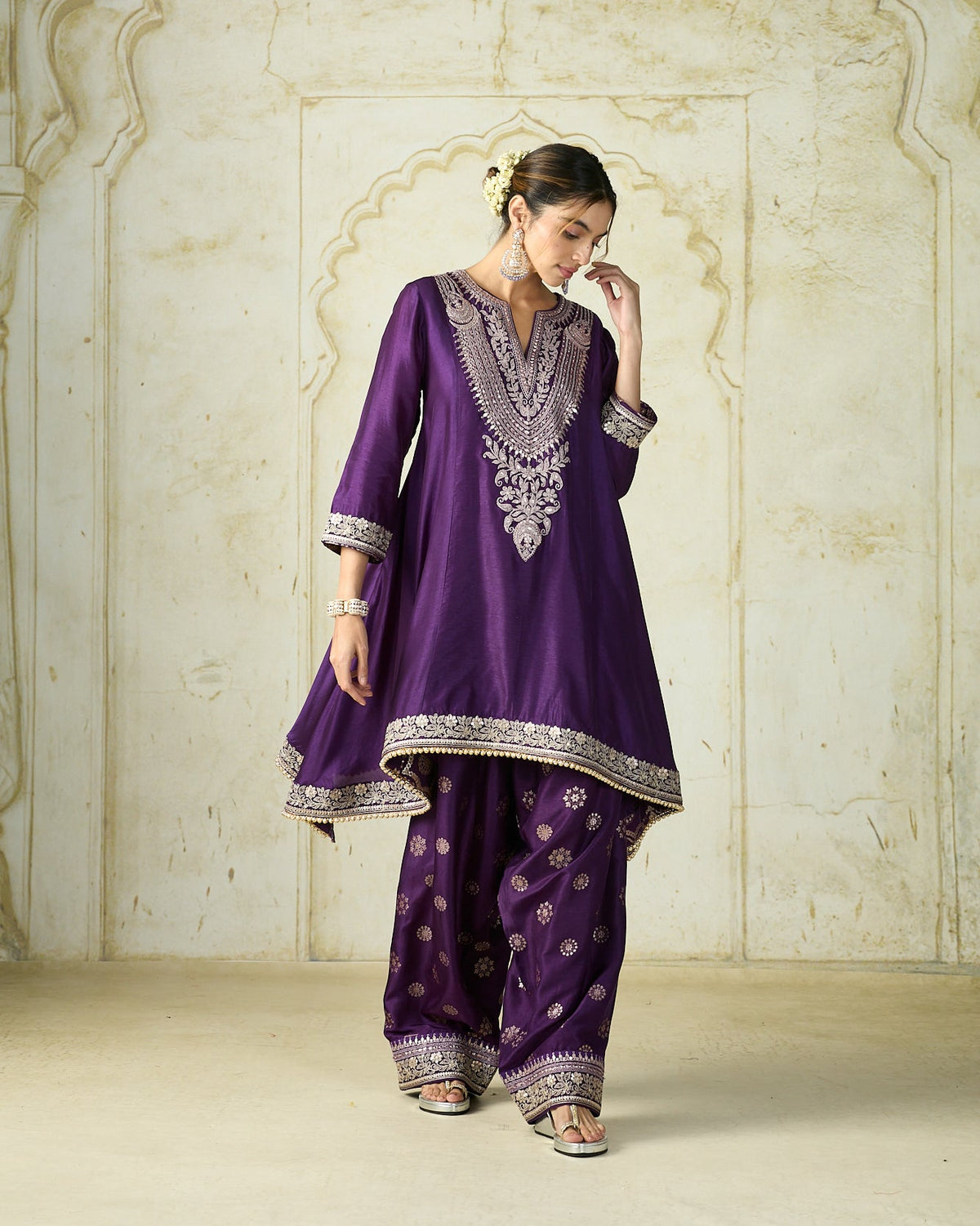 Nadia Farshi Set