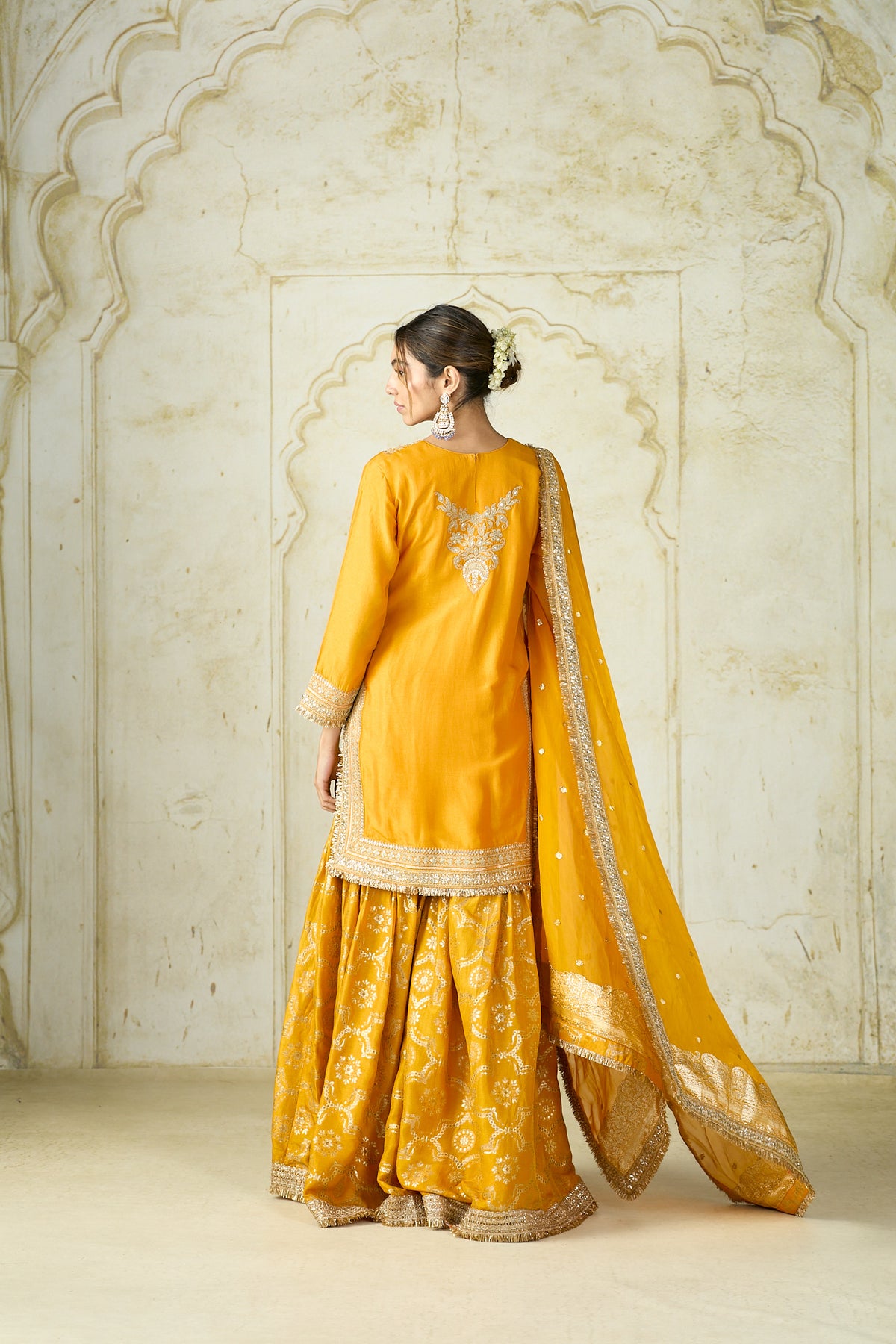 Ameena Sharara Set