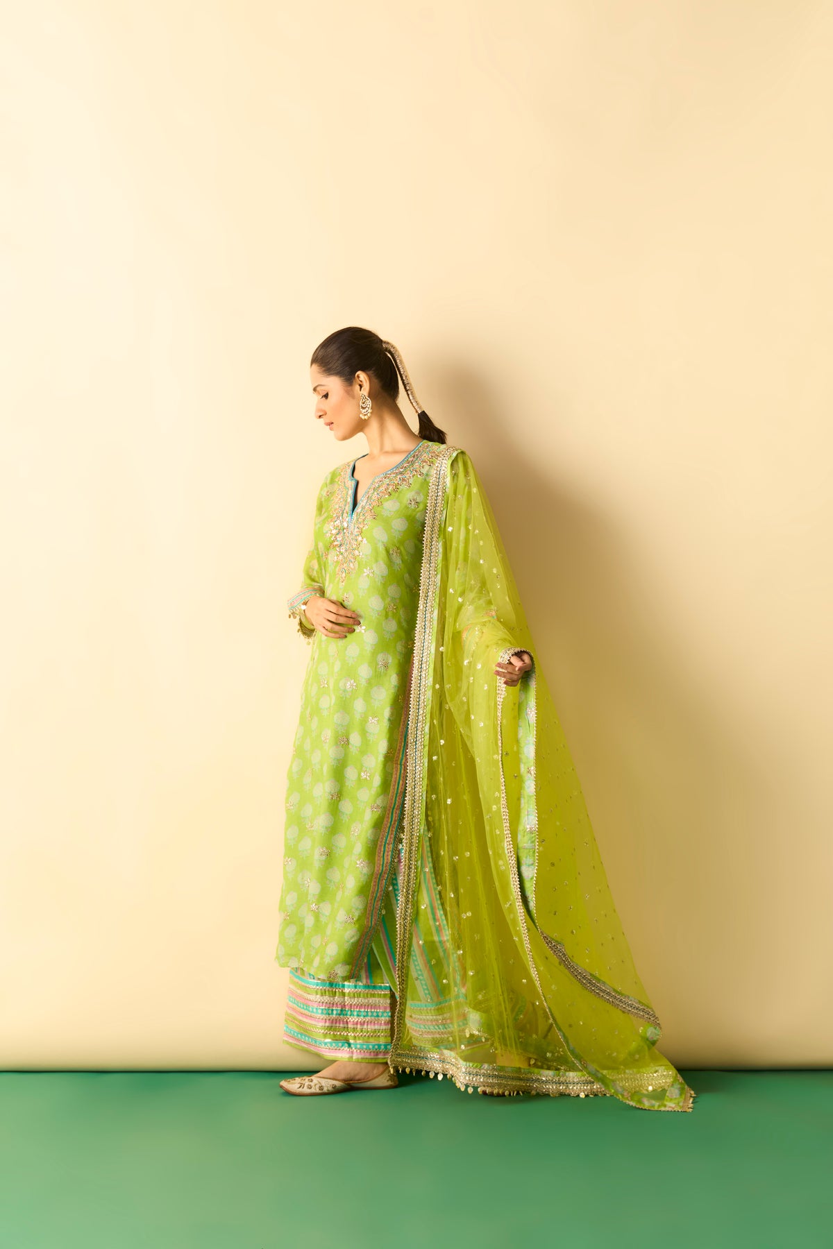 Dwiti Kurta Set