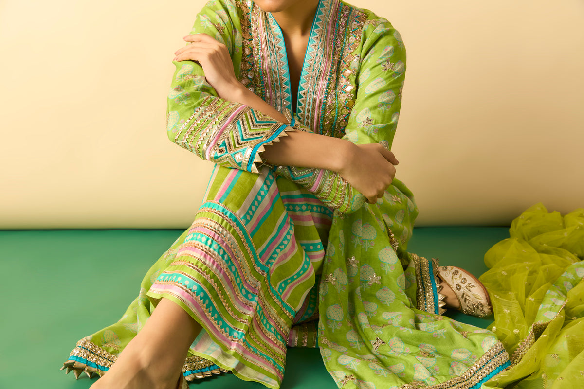 Binita Pallazo Set