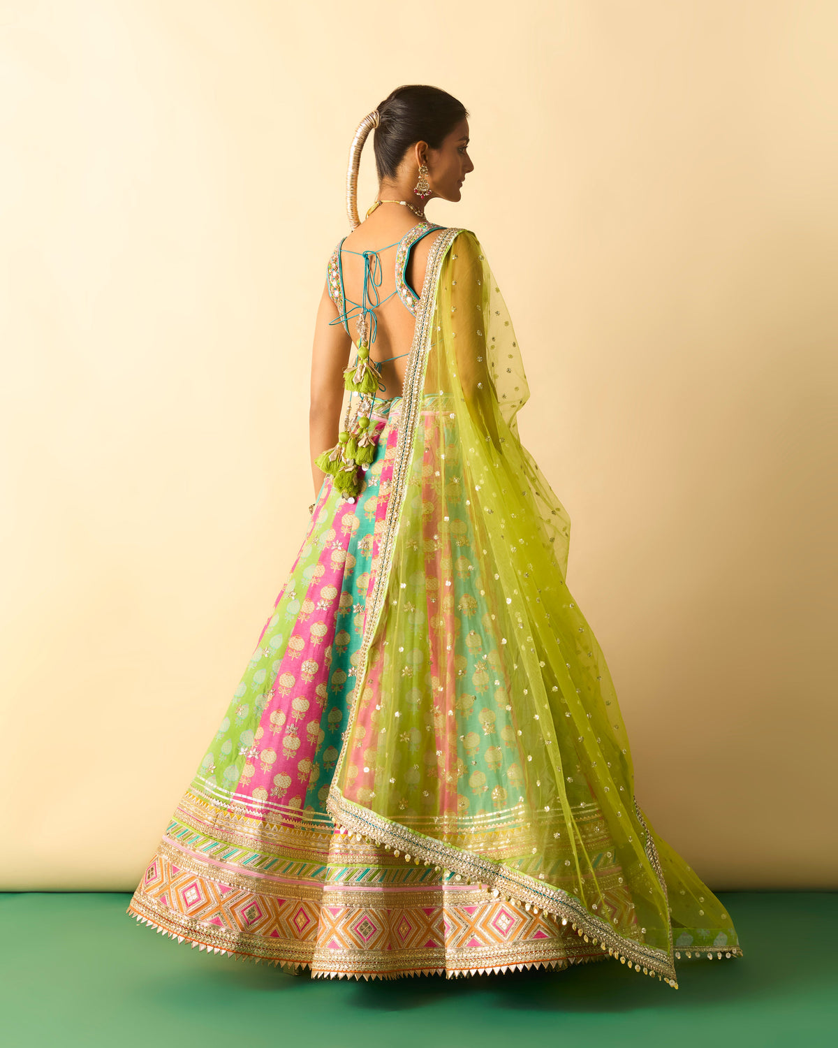 Shyama Lehenga Set