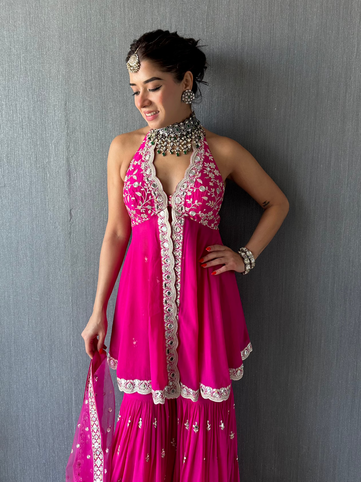 Eila Sharara Set Sukhmani Gambhir