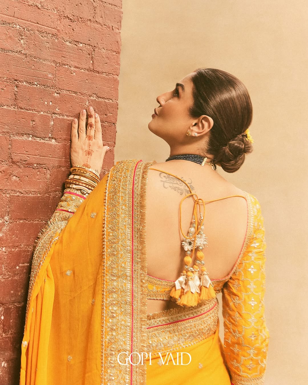 Dilbar Saree Set-Raveena Tandon