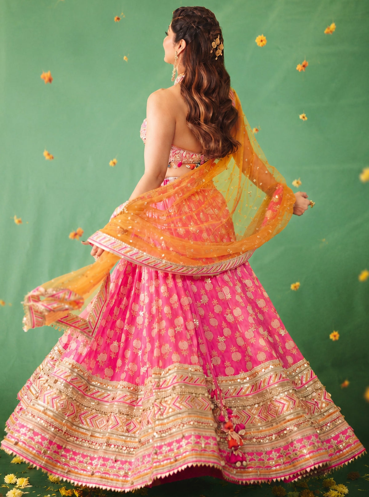 Shilpa Shetty in Anamika Lehenga Set