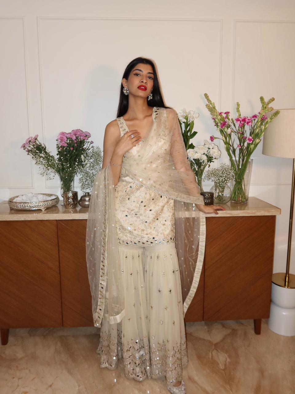 Hanna Khan in Soneera Sharara Set