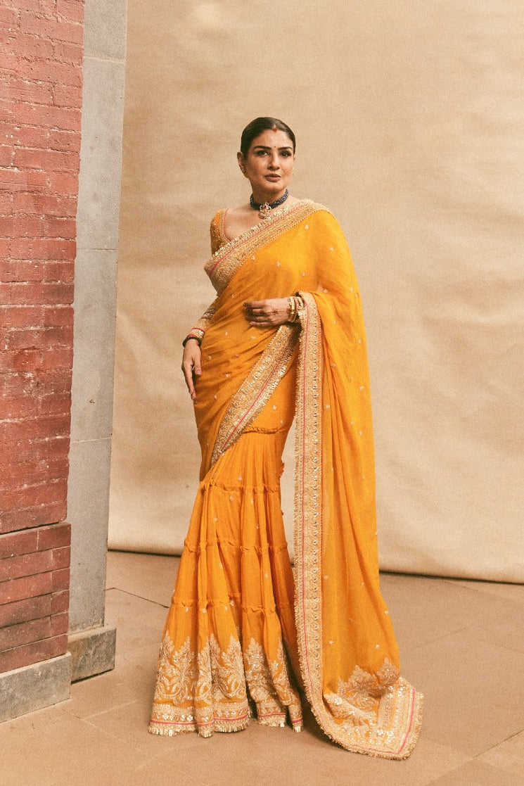 Dilbar Saree Set-Raveena Tandon